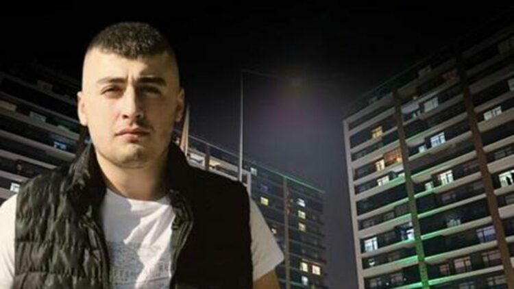 Kız kardeşini öldürüp, annesini yaraladıktan sonra intihar etti