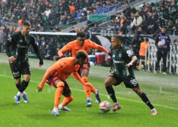 Kocaelispor, Trabzonspor'a 2-1 mağlup oldu