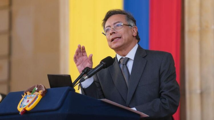 Kolombiya Cumhurbaşkanı Petro, geniş katılımlı miting düzenleyecek