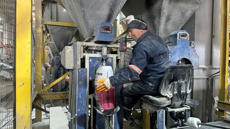 Kütahya'da fabrikalar çalıştıracak işçi bulamıyor