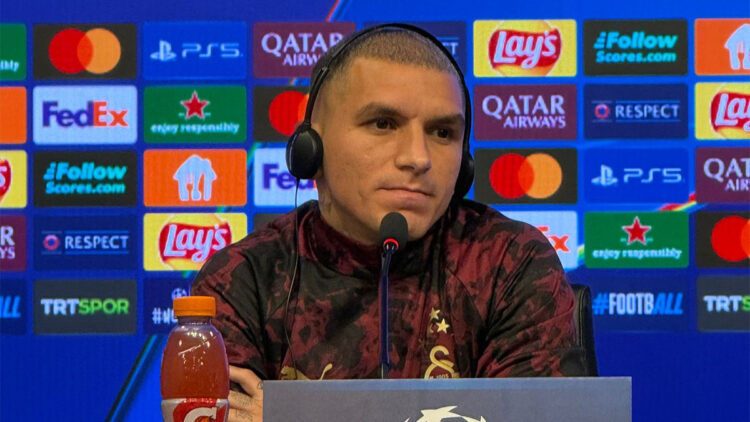 Gitmek istemiyorum çünkü Galatasaray'da mutluyum