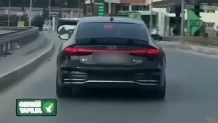 Mersin'de yasa dışı çakar kullanan sürücüye 414 bin TL ceza