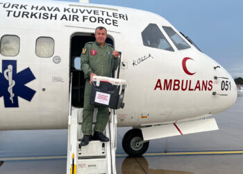 İzmir'den Samsun'a karaciğer grefti ulaştırıldı