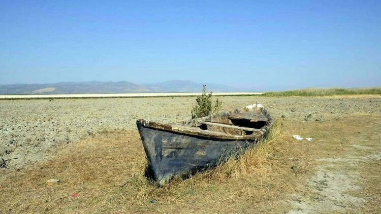 Marmara Gölü'nü kurtaracak projenin ihalesi tamamlandı