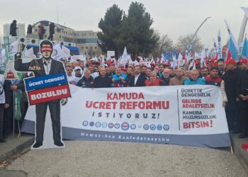 Memur-Sen'den 'Kamuda ücret reformu' açıklaması