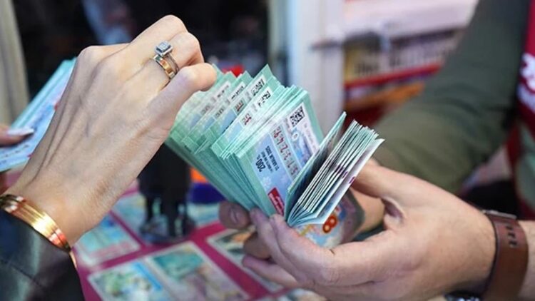 Milli Piyango'nun yılbaşı özel çekilişinde büyük ikramiye çeyrek bilete isabet etti