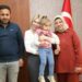 'Mucize' Özlenen bebek, doktorunu ziyaret etti