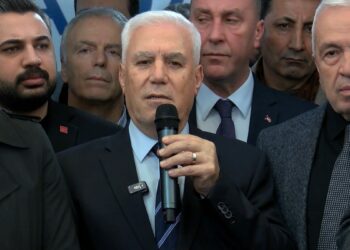 Mustafa Bozbey, Bursa'da saldırıya uğrayan 3’üncü belediye başkanı oldu