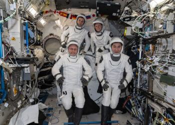 NASA'dan uzayda ilk tıbbi tahliye