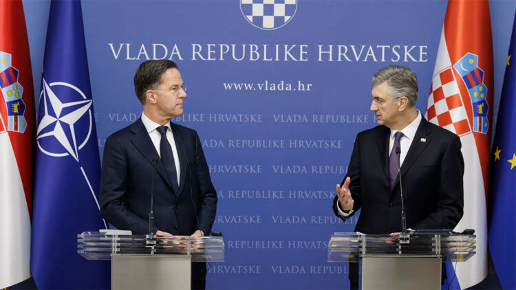 Grönland NATO'nun kilit öneme sahip bir parçası