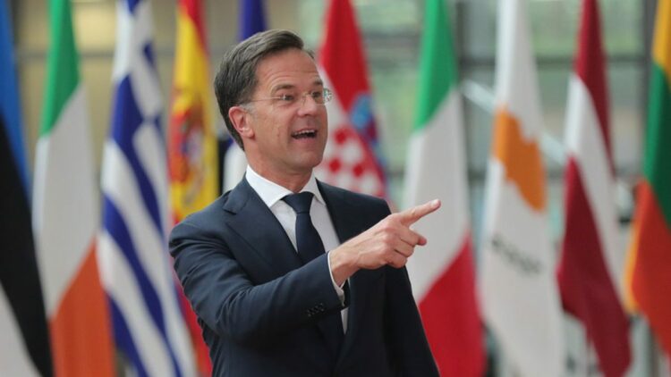 NATO Genel Sekreteri Rutte, Trump'la Grönland'ı görüştü