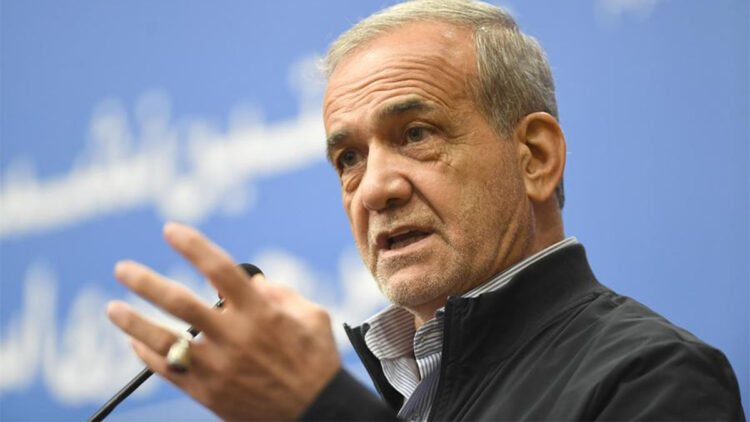 Pezeşkiyan, Suudi Arabistan Veliaht Prensi Selman ile görüştü