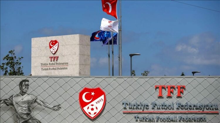 PFDK, bahis oynayan teknik direktörlerin cezasını açıkladı
