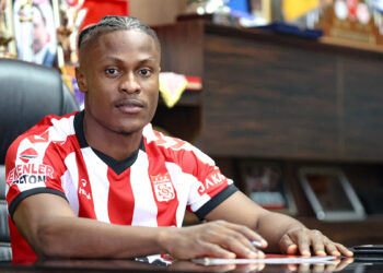 Sivasspor Jonathan Okoronkwo'yu renklerine bağladı