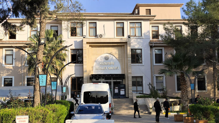 Sokakta kadın ve çocukları darbeden şüpheli tutuklandı