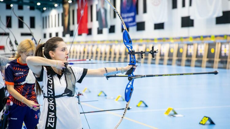 Samsun’da Okçuluk Salon Kış Kupası başladı