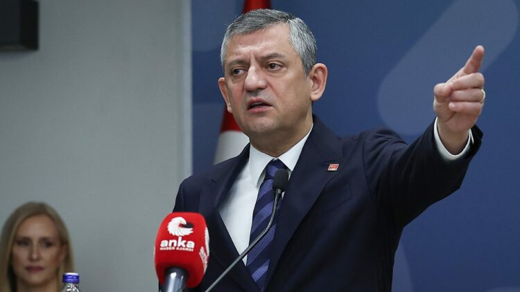 Savunacak hiçbir şey bulamıyorlar