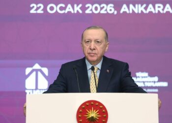 Sonunda büyük ve güçlü Türkiye'nin olduğu yepyeni bir yolculuktayız