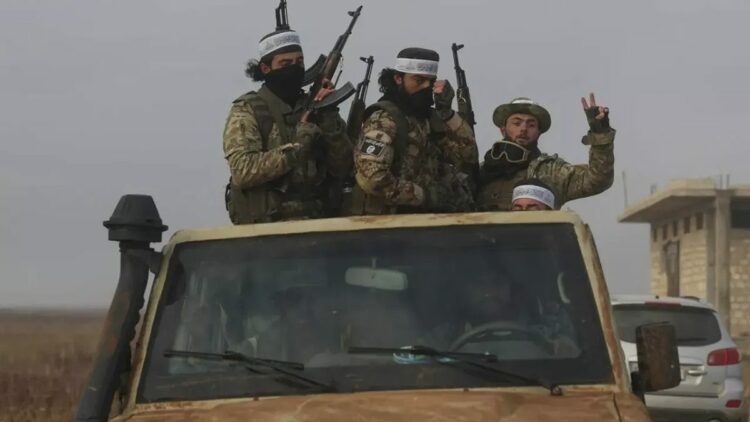 Suriye ordusu duyurdu; Halep, YPG'den temizlendi