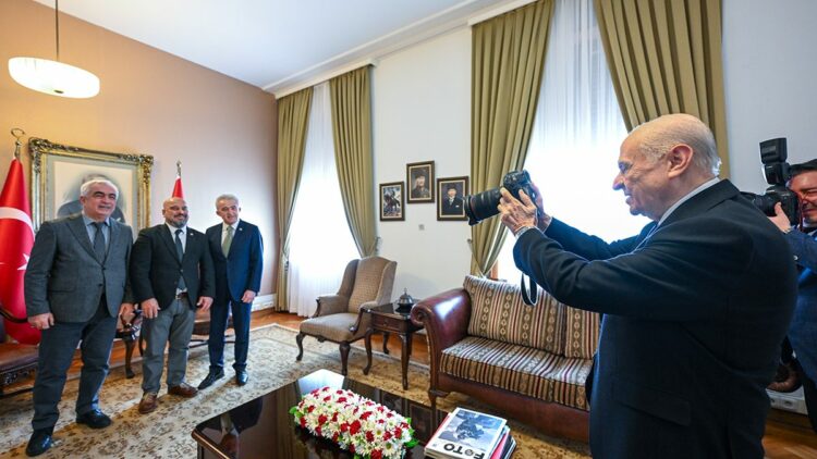 TFMD Yönetim Kurulu, Bahçeli'yi ziyaret etti