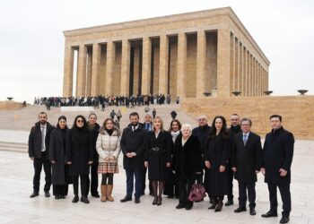 TİKAV 27’nci kuruluş yıl dönümünde Anıtkabir’e ziyarette bulundu