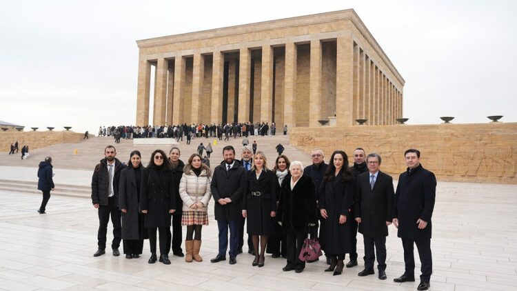 TİKAV 27’nci kuruluş yıl dönümünde Anıtkabir’e ziyarette bulundu