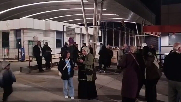 Trabzon'da 3.8 büyüklüğünde deprem