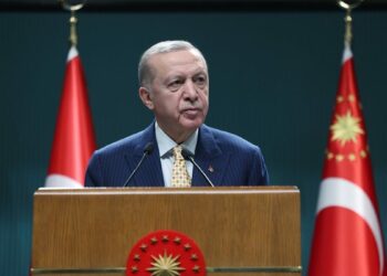 Tahriklere karış dikkatli olmalıyız