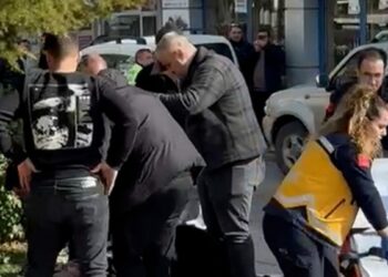 Tartıştığı baba ile 3 oğlunu tabanca ile vurup, kaçtı