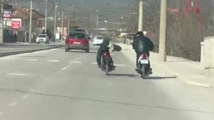 Trafiği tehlikeye atan motosikletlilere toplam 66 bin 206 lira ceza