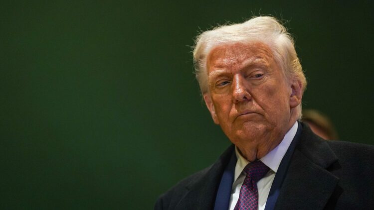 Trump'ta Kanada'ya 'Çin' tehditi: Yüzde 100 gümrük vergisi uygulanacak