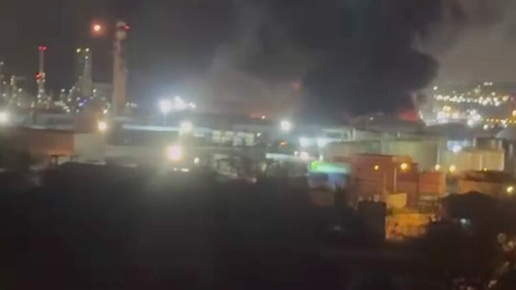 Tüpraş İzmit rafinerisinde yangın