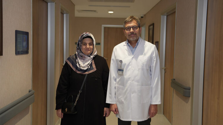 Uzun süre kemoterapi tedavisi gören hasta karaciğer nakliyle sağlığına kavuştu