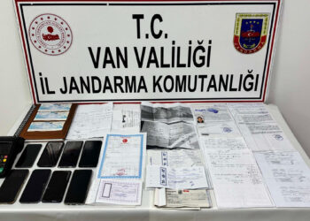 Van'da jandarma ekiplerinden tefeci operasyonu; 8 gözaltı