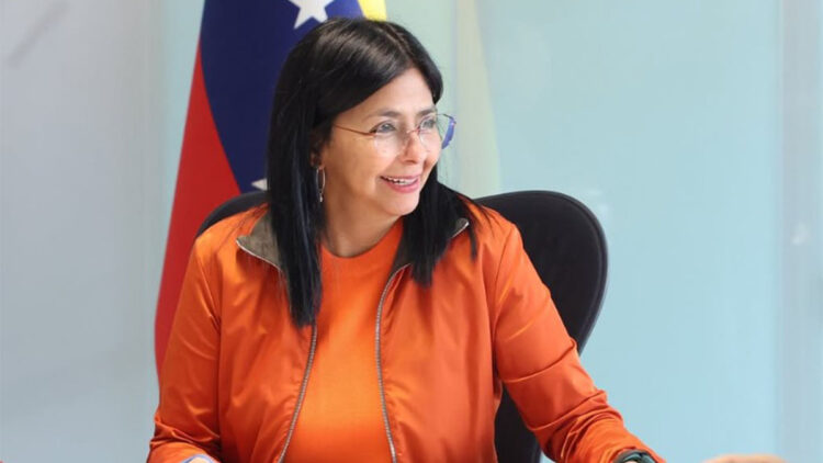 Venezuela petrolünün satış geliri 300 milyon dolar