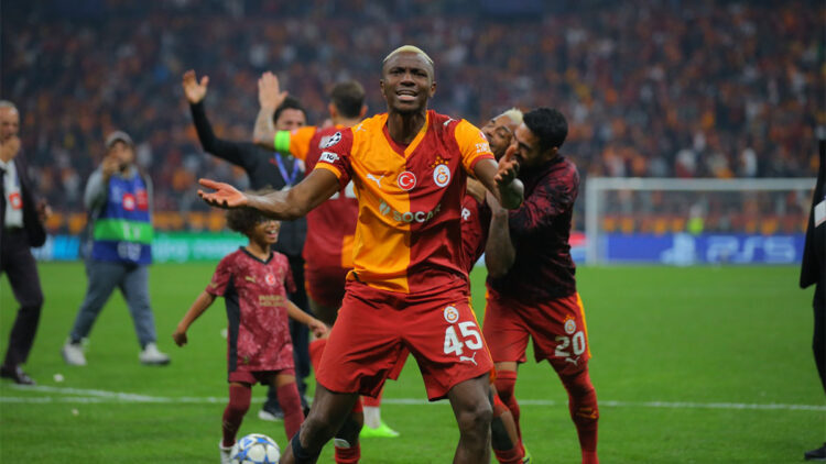 Victor Osimhen Manchester City ile oynanacak karşılaşmada sahaya çıkacak