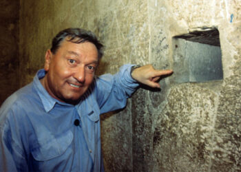 Yazar Erich von Daniken yaşamını yitirdi