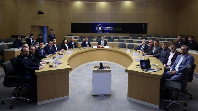 YEKA GES-2025 yarışmalarının sözleşmeleri imzalandı