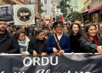 Yasemin Minguzzi, Ordu’da ‘Çocuklar için adalet’ yürüyüşüne katıldı