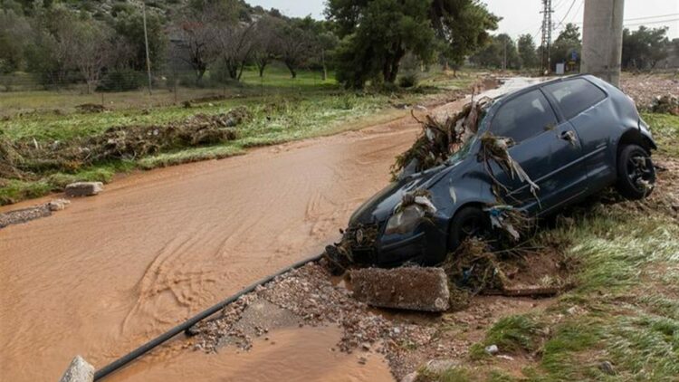 Yunanistan'da sel felaketi: 2 ölü
