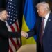 Zelenskiy ile Trump Davos'ta görüştü