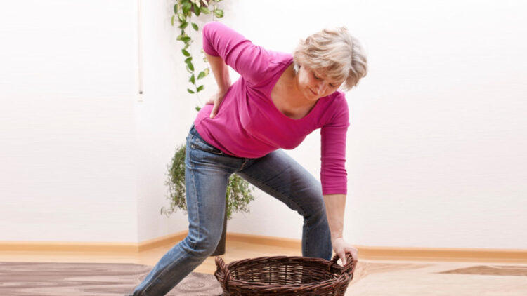 Kadınlarda yük taşımaya bağlı bel fıtığı riski