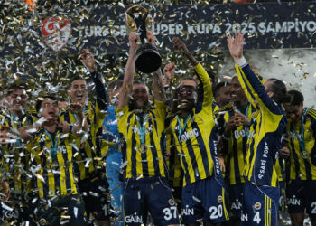 Fenerbahçe Süper Kupa'yı aldı