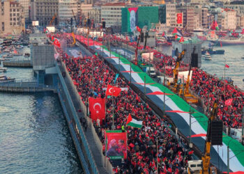 Galata'dan yükselen vicdan