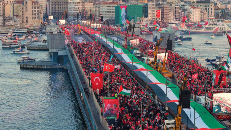 Galata'dan yükselen vicdan