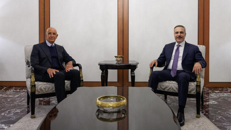 Hakan Fidan ABD'nin Ankara Büyükelçisi Tom Barrack'ı kabul etti