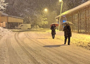 Malatya'da kar nedeniyle motosikletlerin trafiğe çıkması yasaklandı