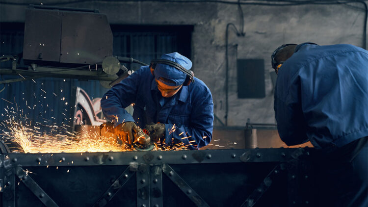 Kasım ayında sanayi, inşaat ve ticaret üretimi arttı