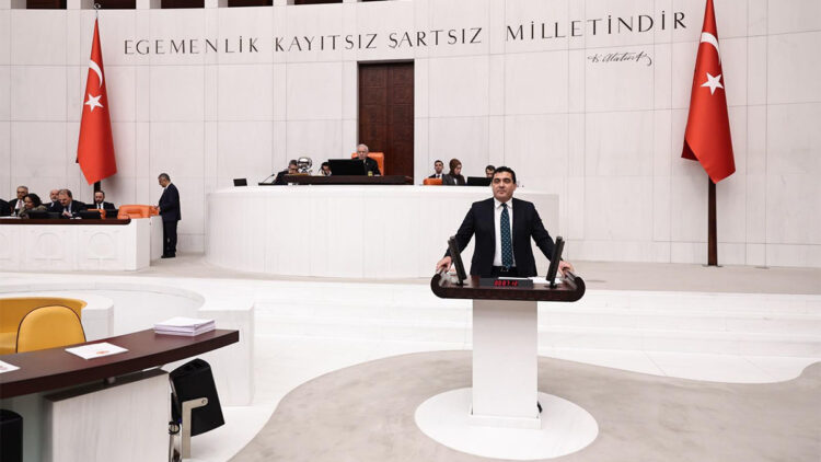 Emekli sadaka değil adalet istiyor