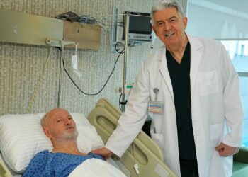12 santimlik anevrizma kapalı yöntemle onarıldı